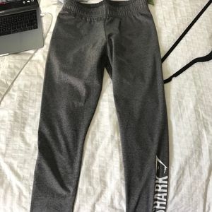 GREY GYMSHARK LEGGINGS